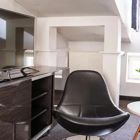 מלון Grodzka 20 3*