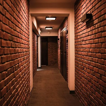 מלון Grodzka 20 3*